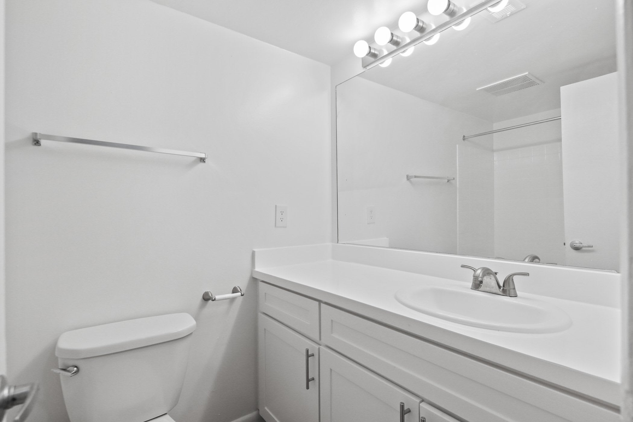 Fairway Apartments – photo 5