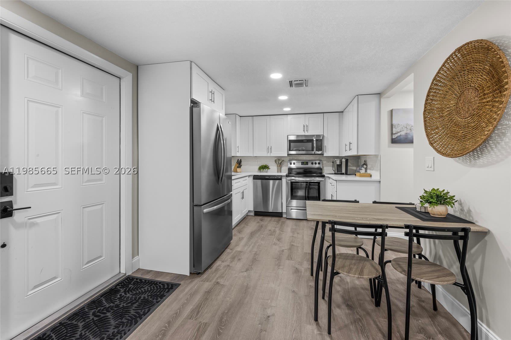6674 4th – photo 2