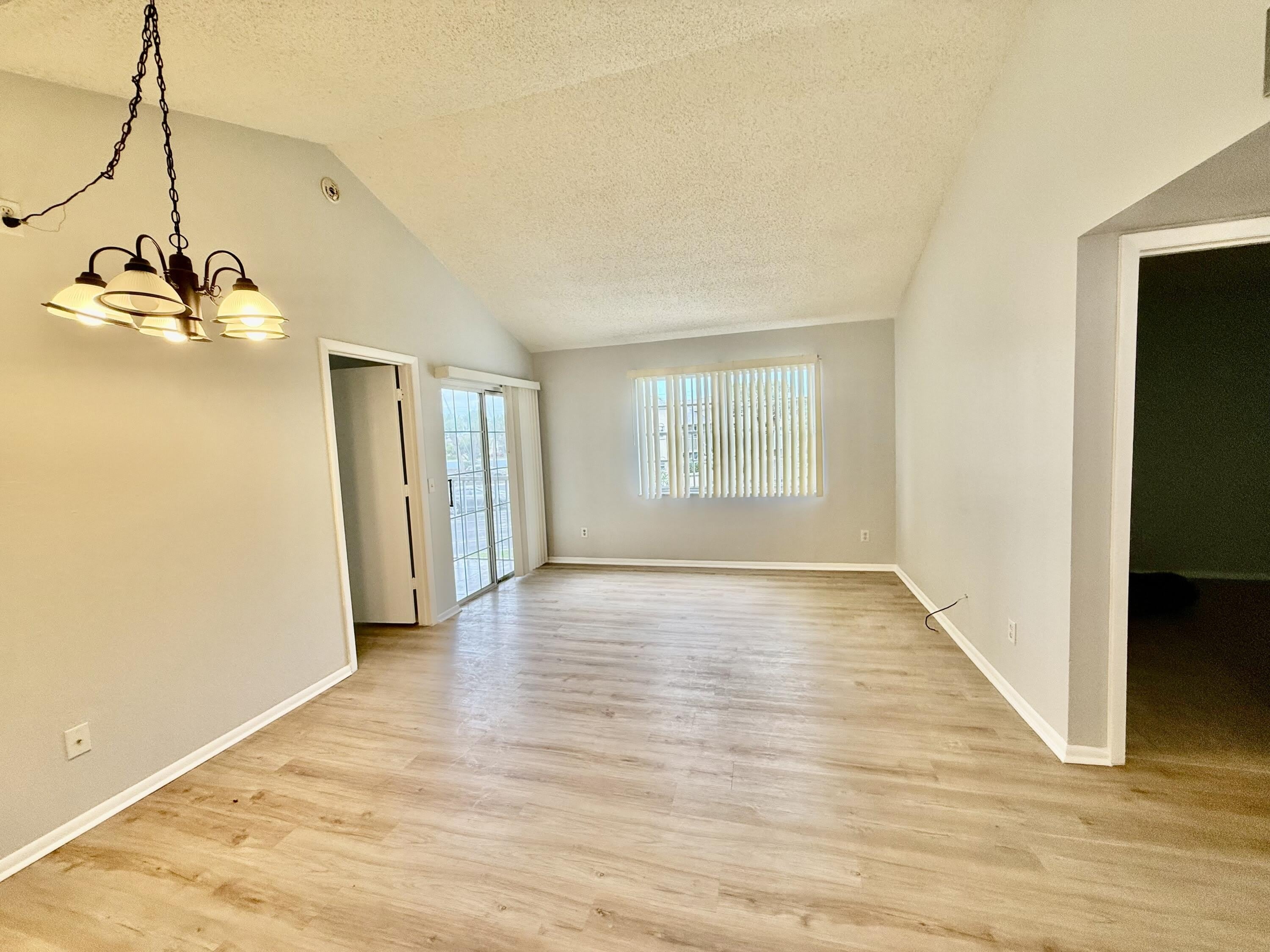 1673 SE GREEN ACRES Circle – photo 3