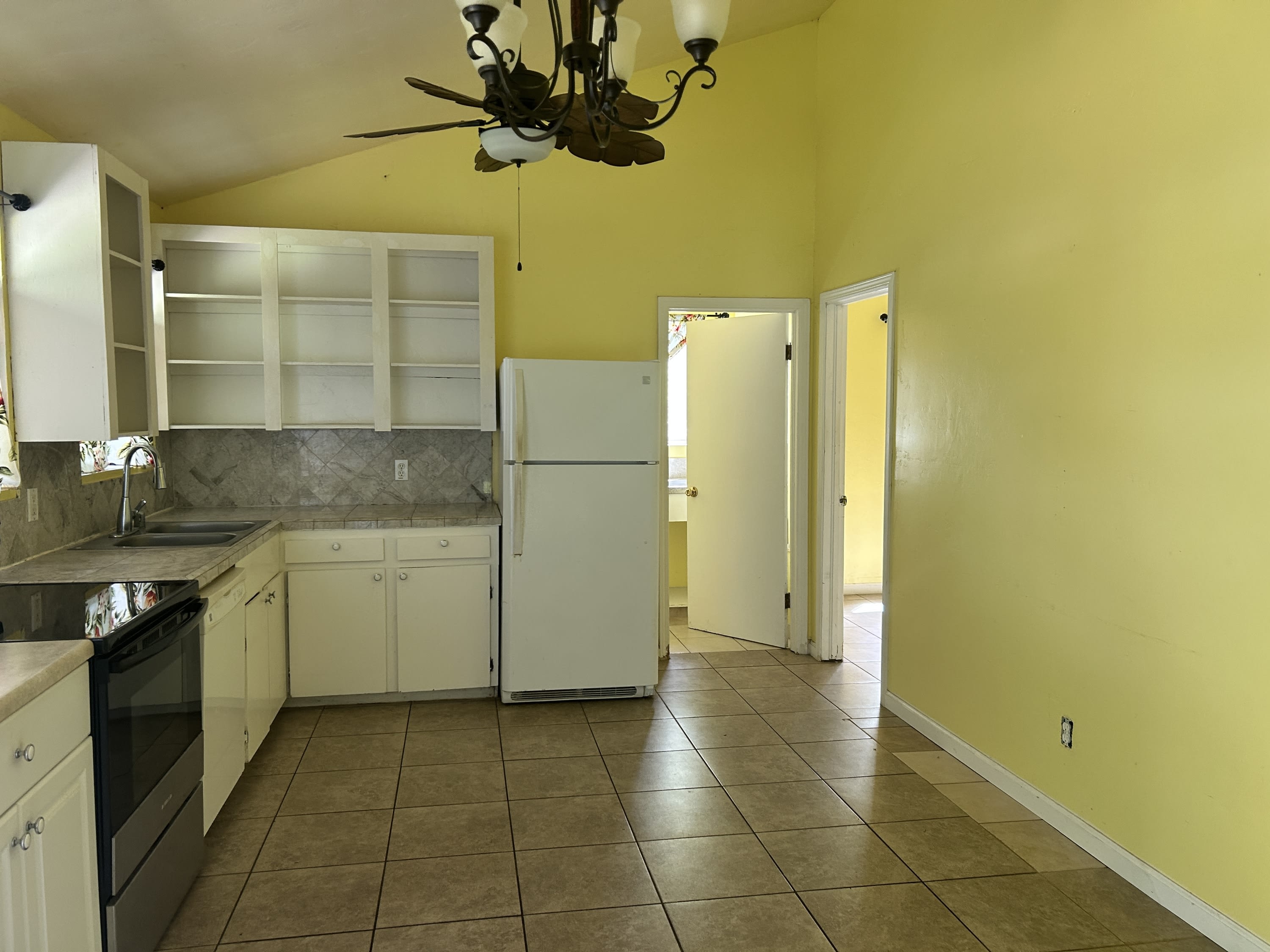 15-2737 Lalakea Street – photo 5
