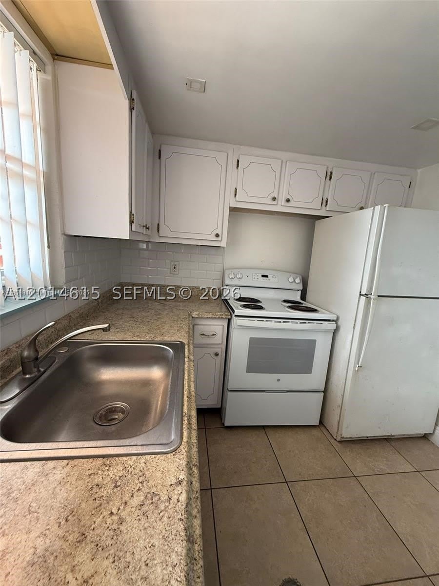 18707 NE 2nd Ave – photo 2