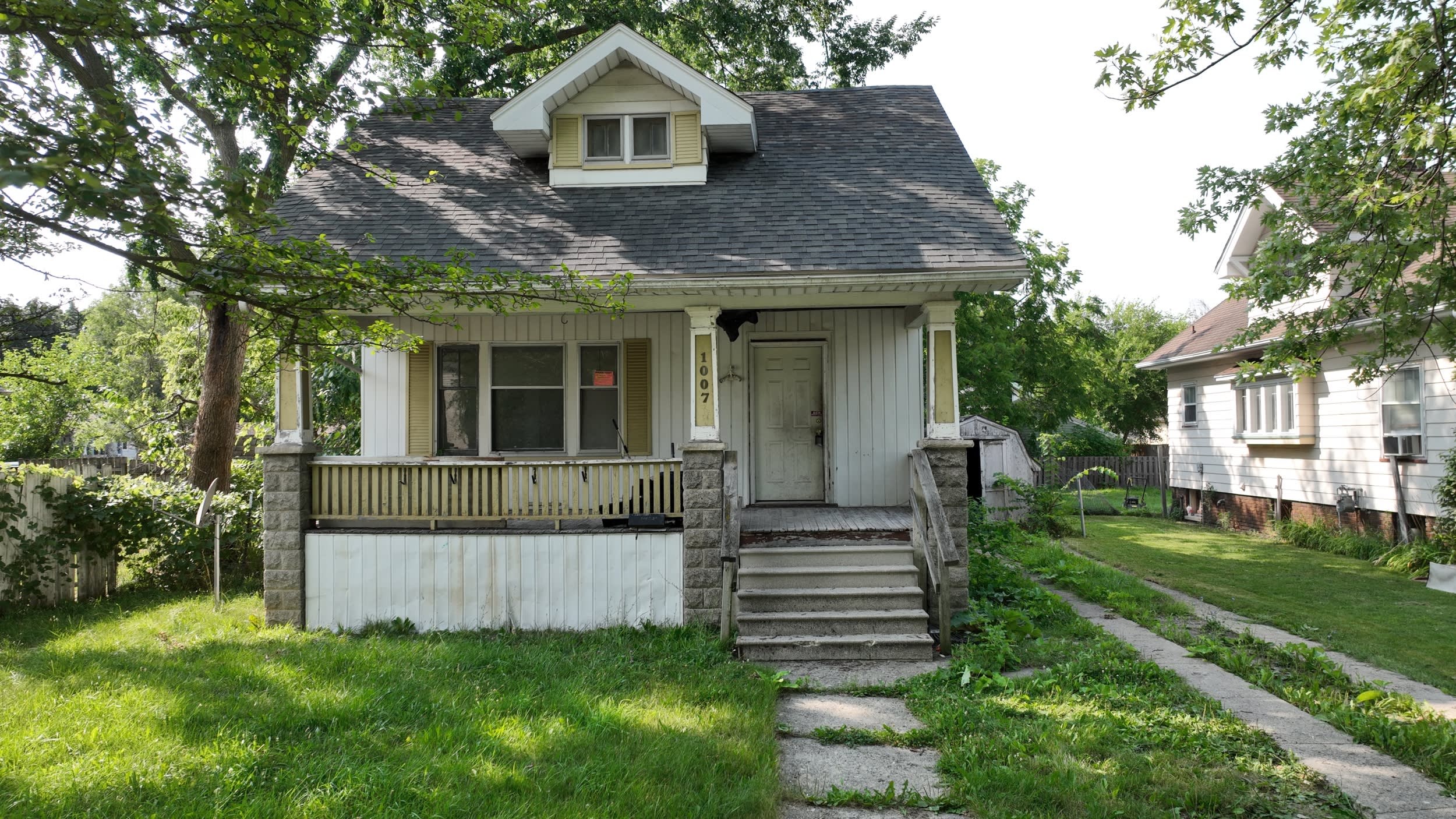 1007 N Oakley St – photo 1