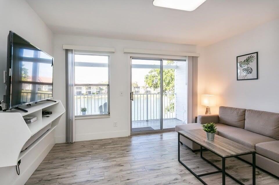275 Cypress Point Drive – photo 3