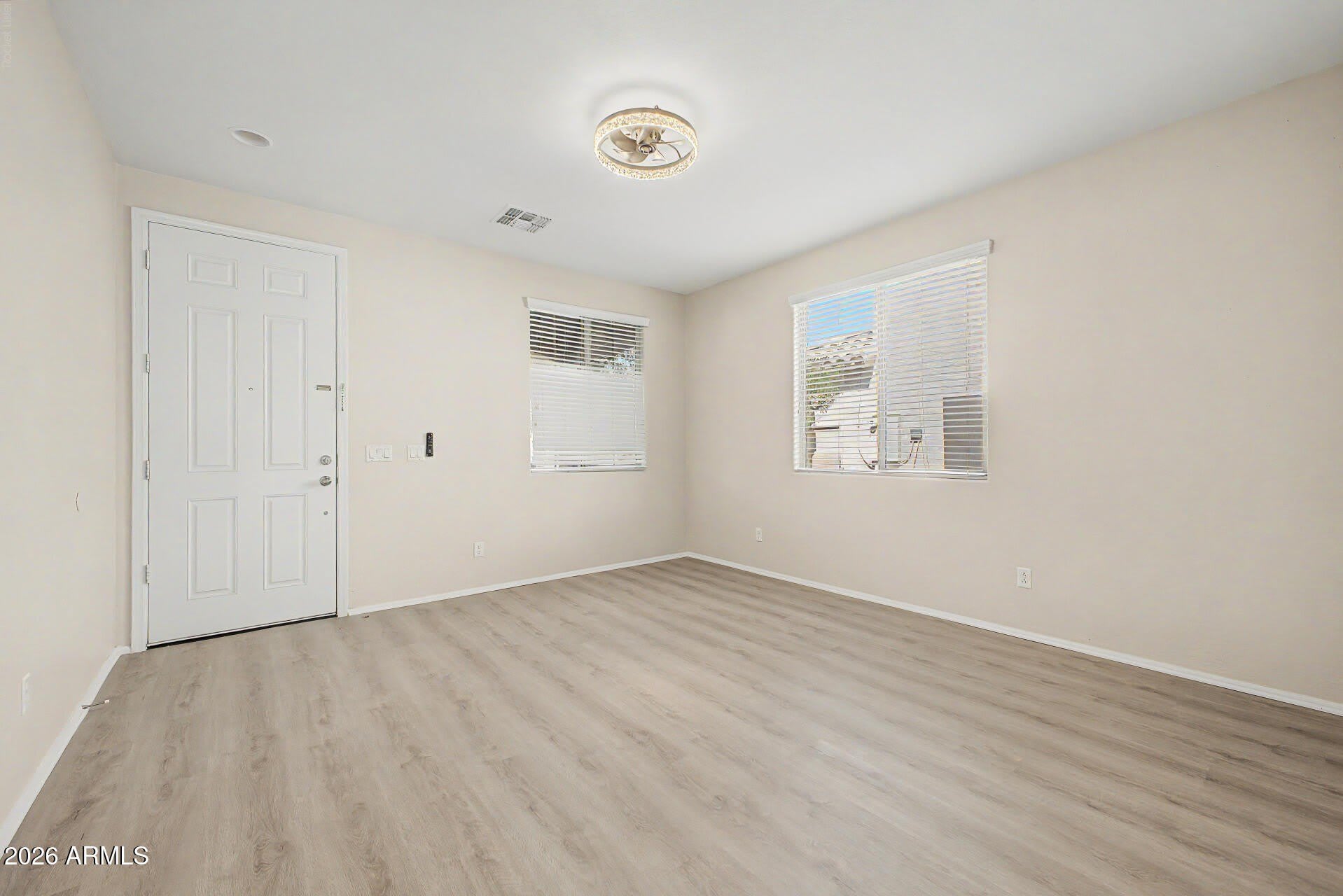 955 E Euclid Avenue – photo 5