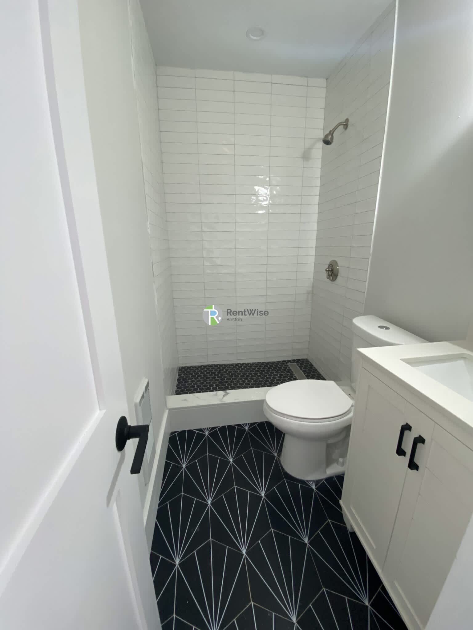 152 Salem Street – photo 4