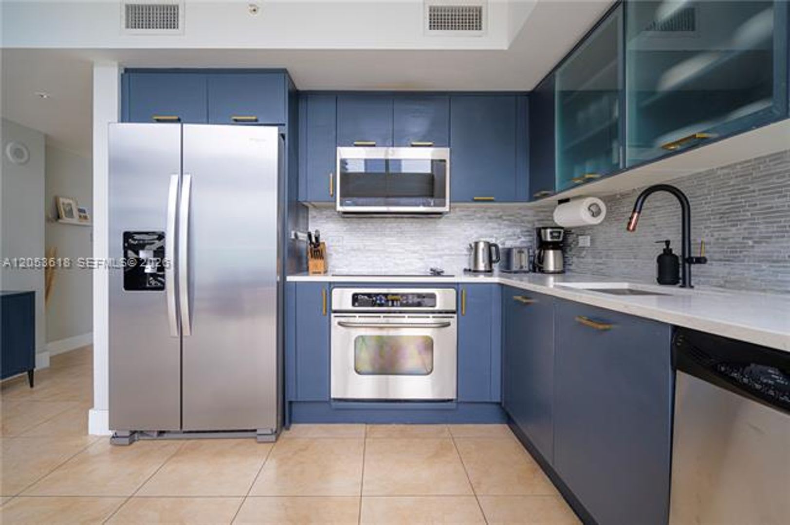 41 SE 5th St cu-2102, Miami, FL 33131 – photo 1