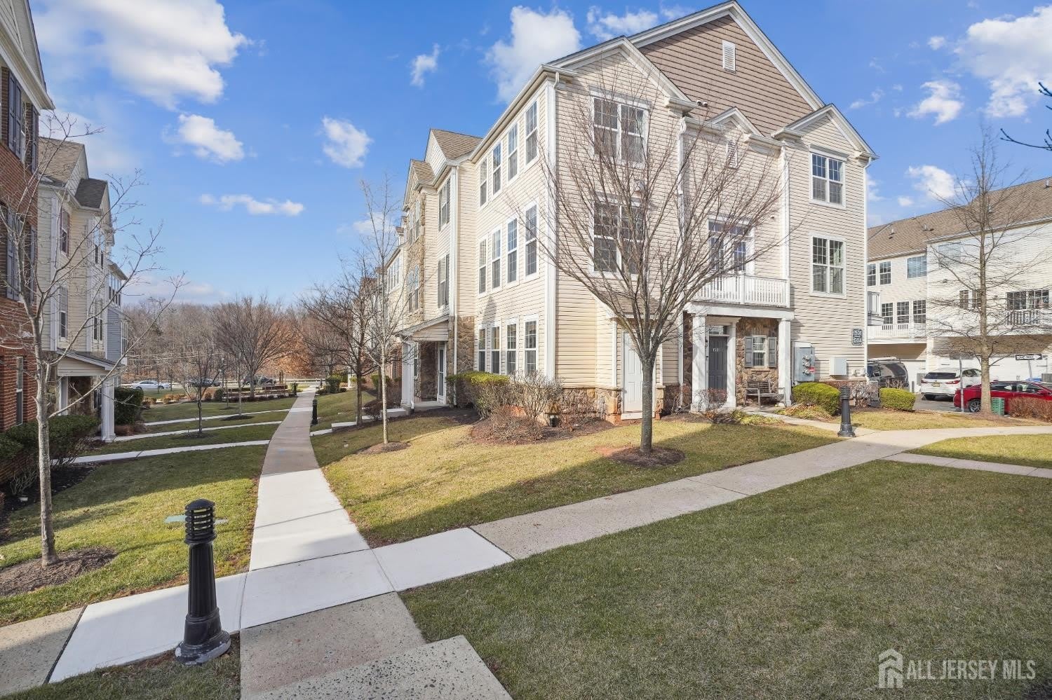 1501 Gabriel Lane – photo 2