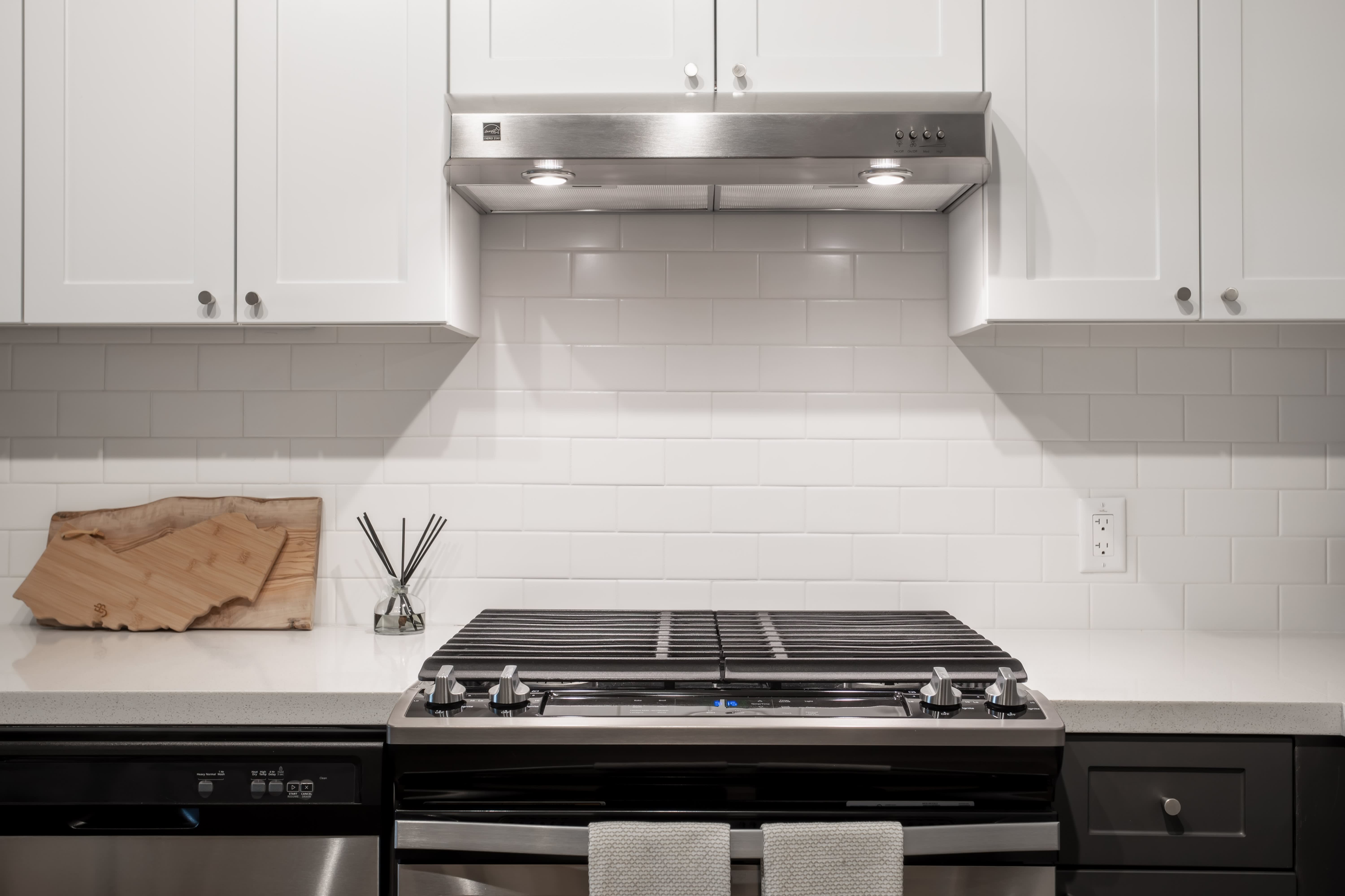 1806 Berkeley Way – photo 2