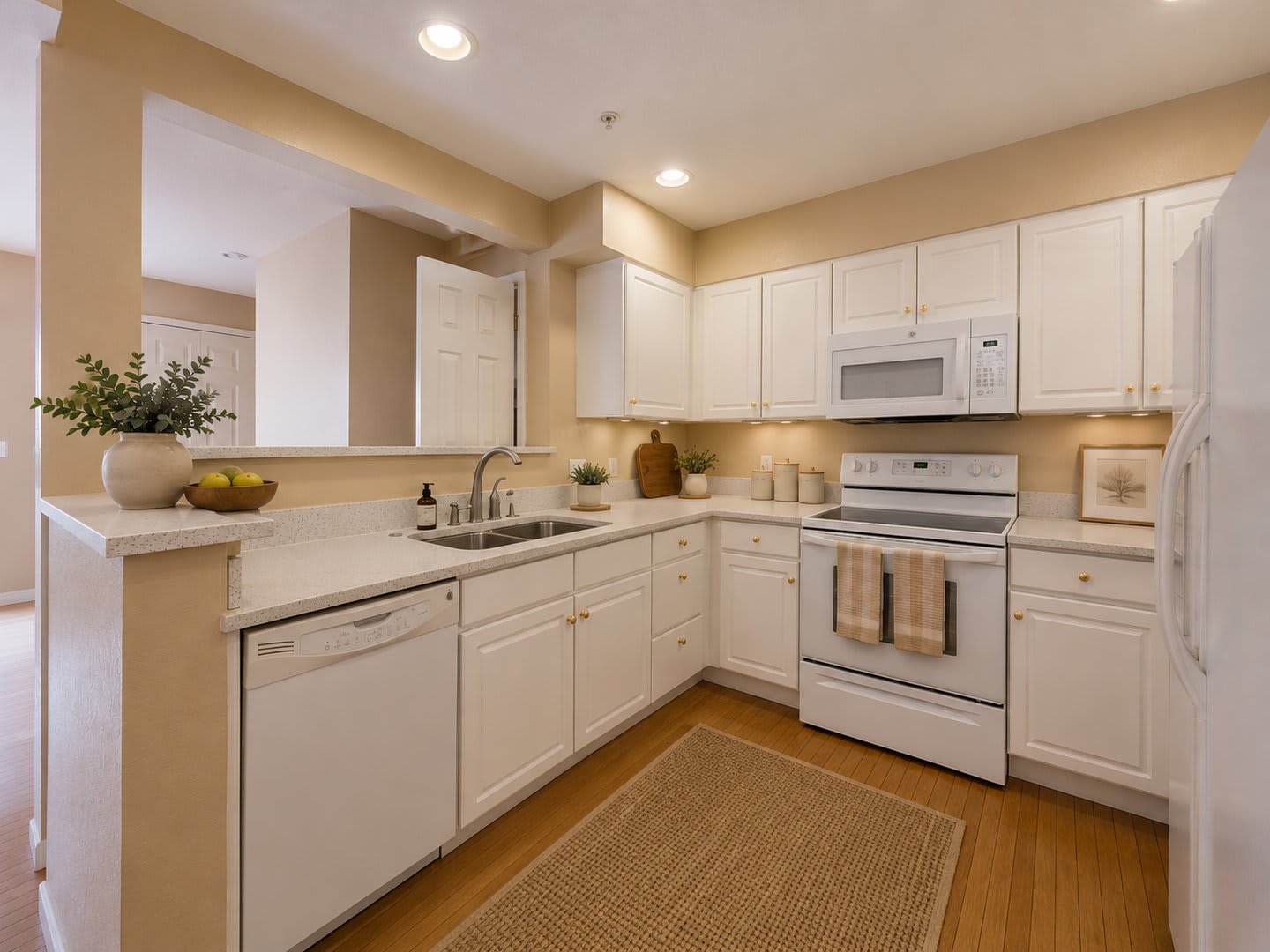 *AVAILABLE NOW* 3 bedroom Wellman Creek Condo- Major Price Drop! – photo 4