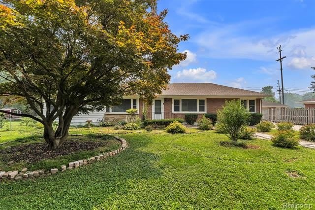 4918 Ainsley Avenue – photo 2