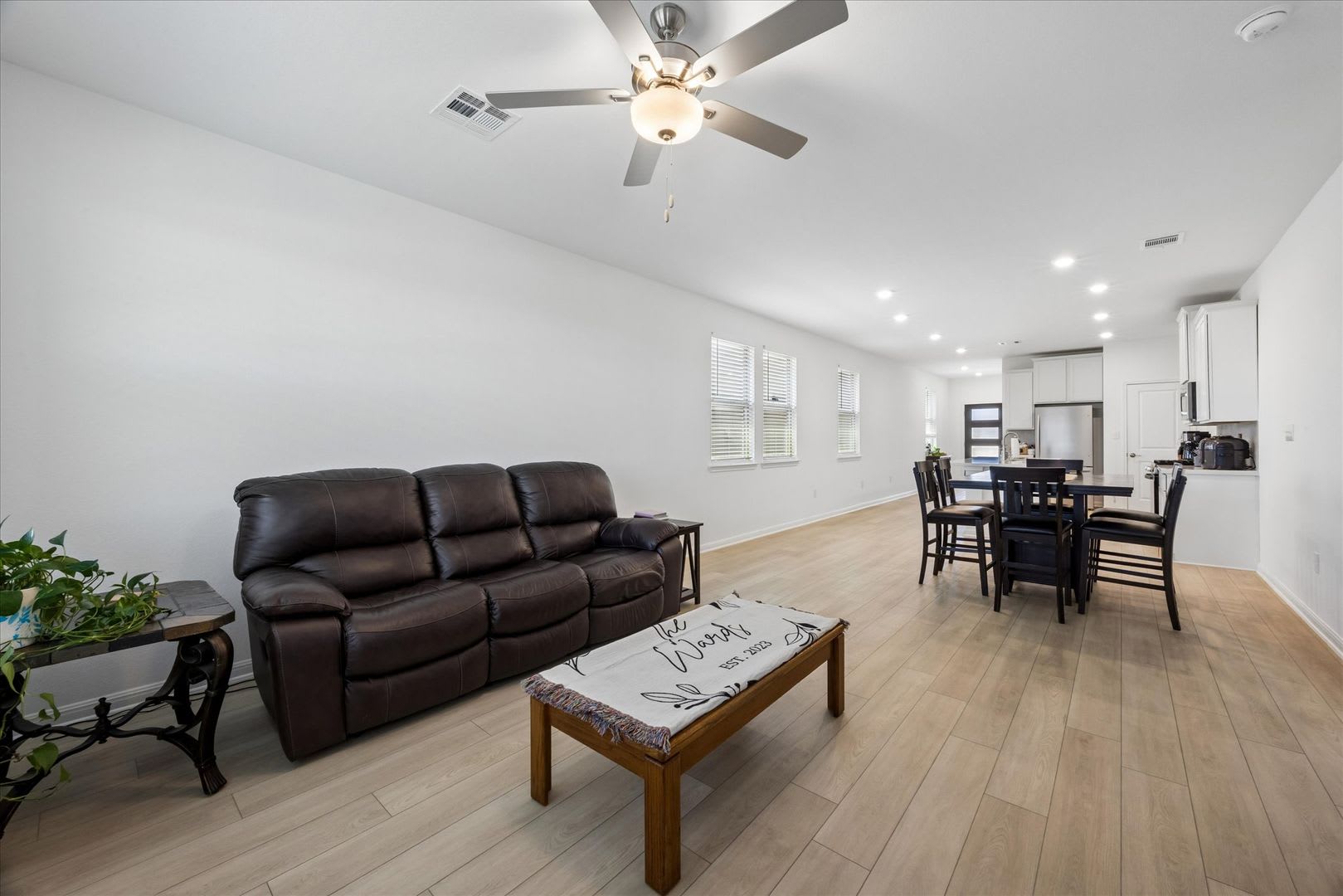 Pre-Leasing: 3-Bedroom Home Available September 1st – photo 2
