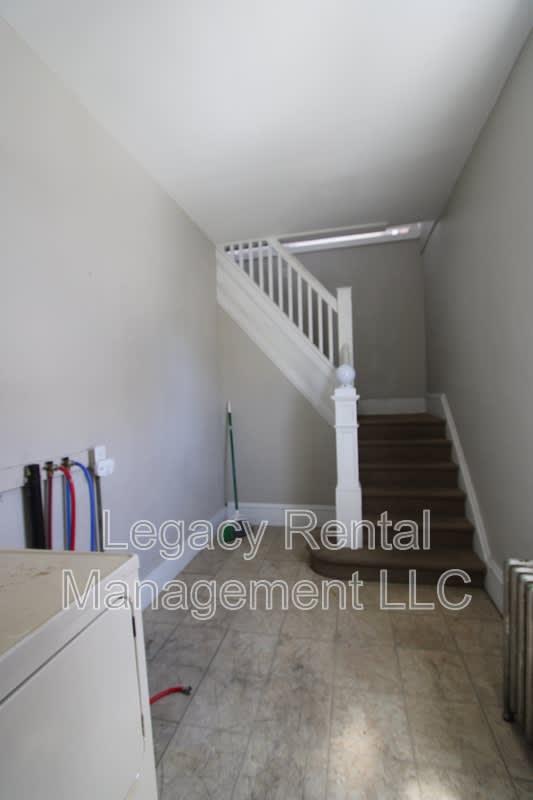402 Washington Street – photo 2