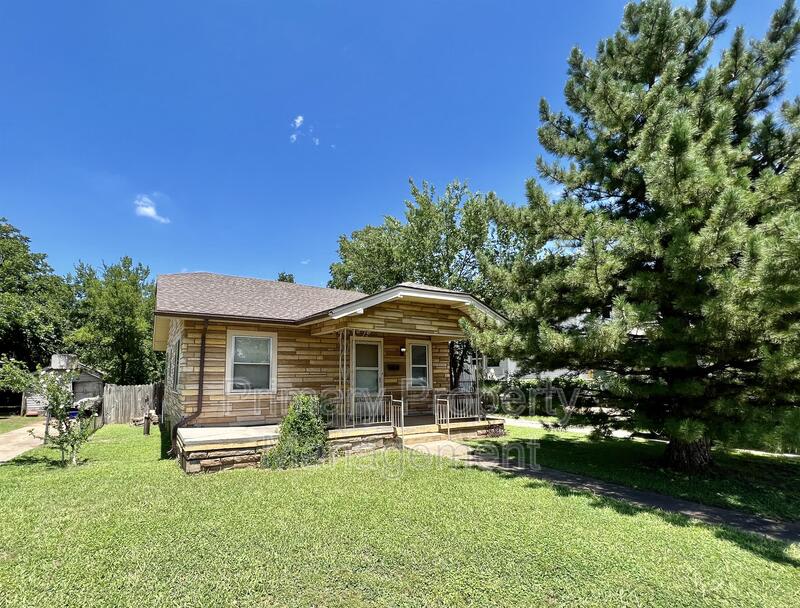 1501 NW 42nd ST – photo 1