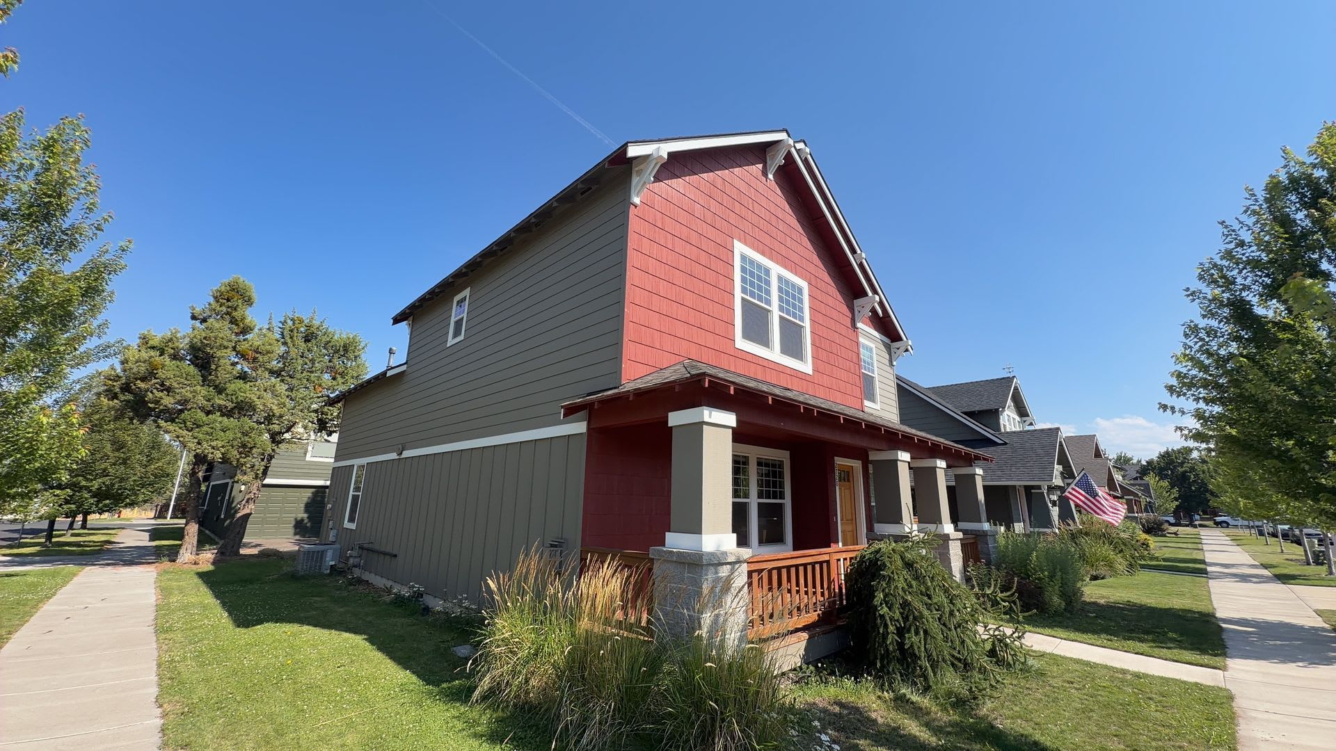 MOVE IN SPECIAL! 1/2 Off First Months Rent. 3 Bedroom / 2.5 Bathroom in NE Bend OR – photo 3