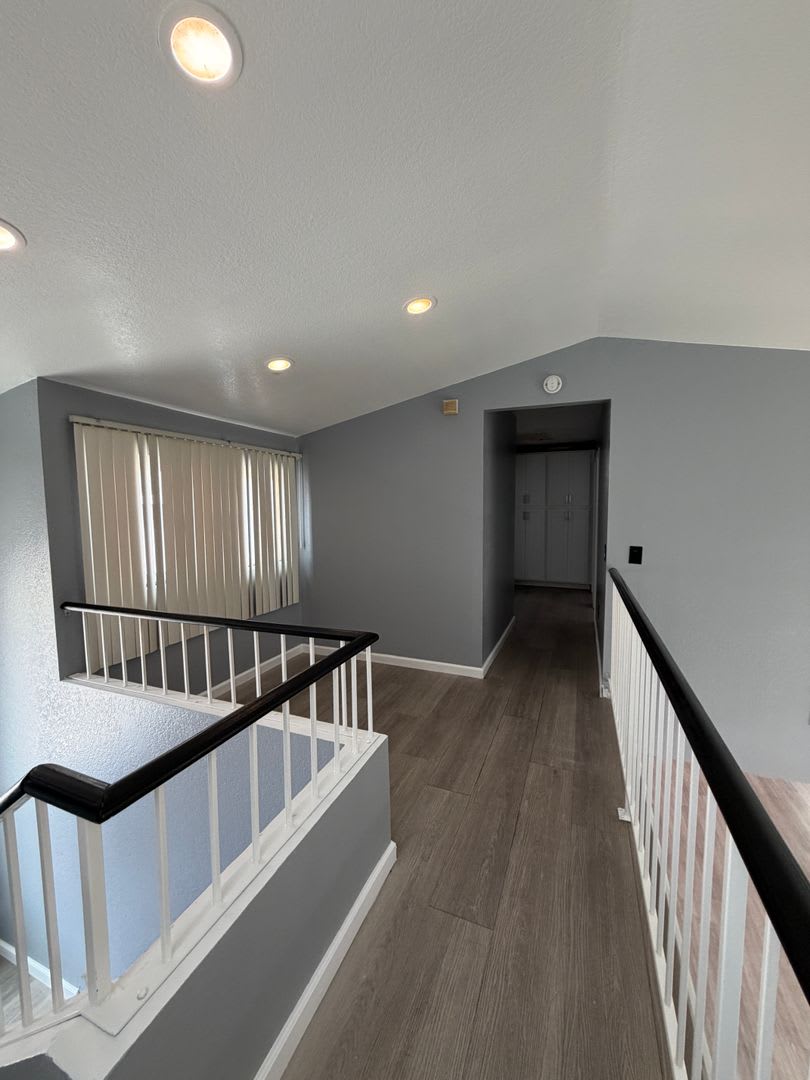 Single Family House for rent – photo 2