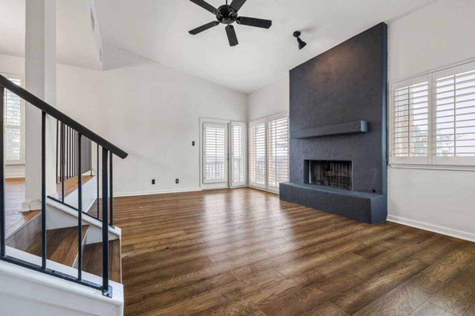 Helotes Home High on the Hill – photo 4