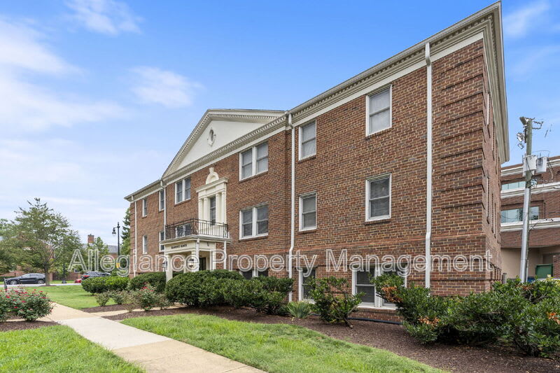 718 S Washington St – photo 3
