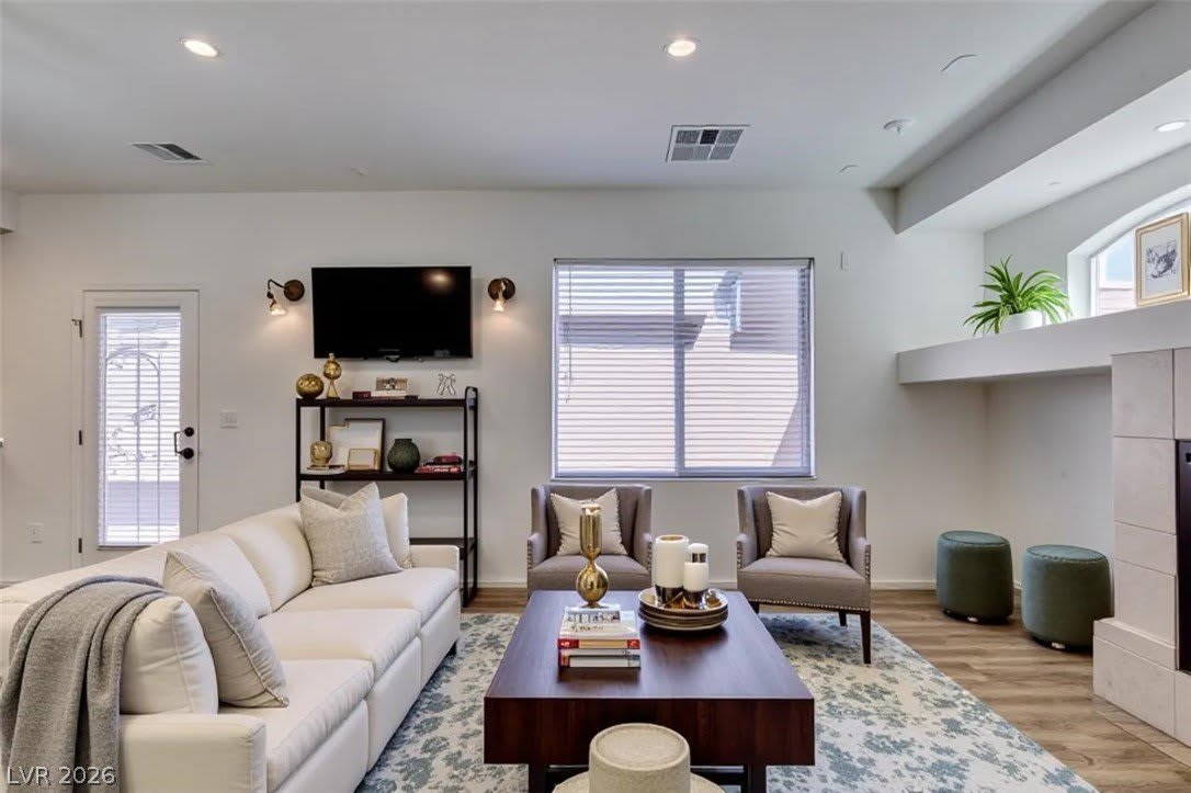 685 Taliput Palm Place – photo 3
