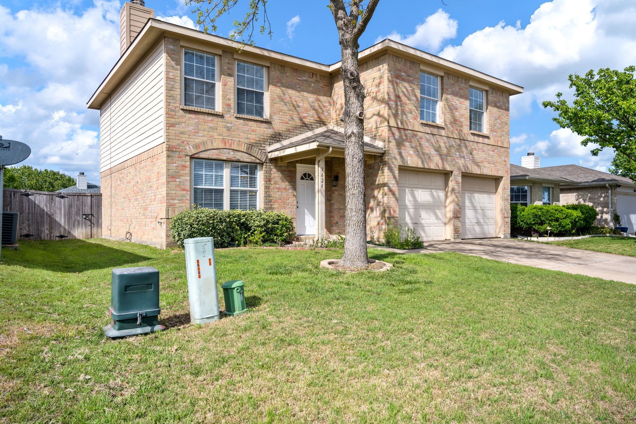 1626 White Oak Drive – photo 2