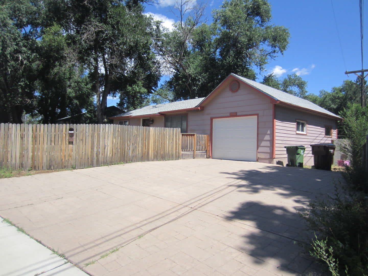 1465 2Br 1Ba House Pet Friendly Ranch Style Home Near Memorial Park – photo 2