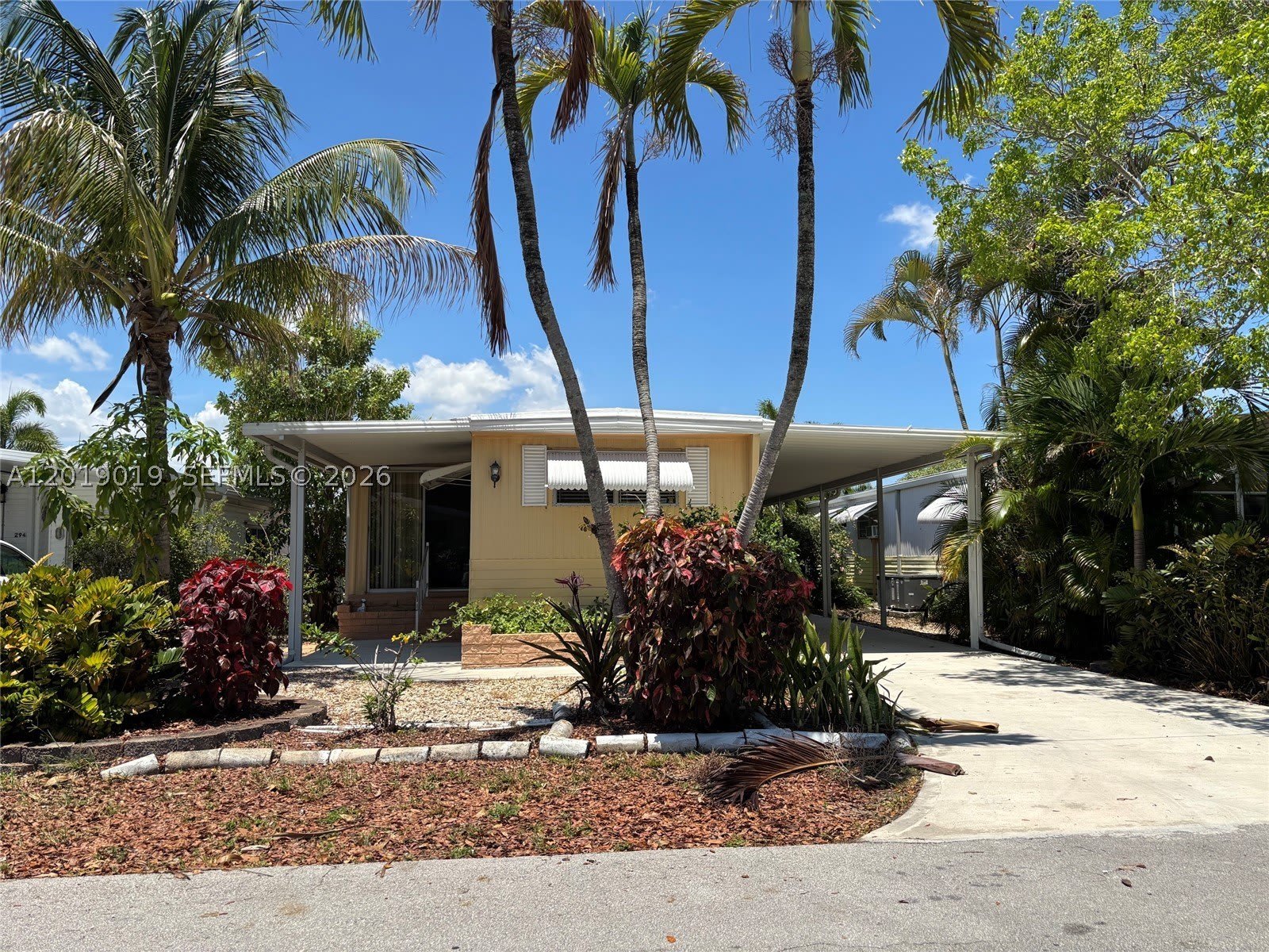 2939 W Marina Dr – photo 1