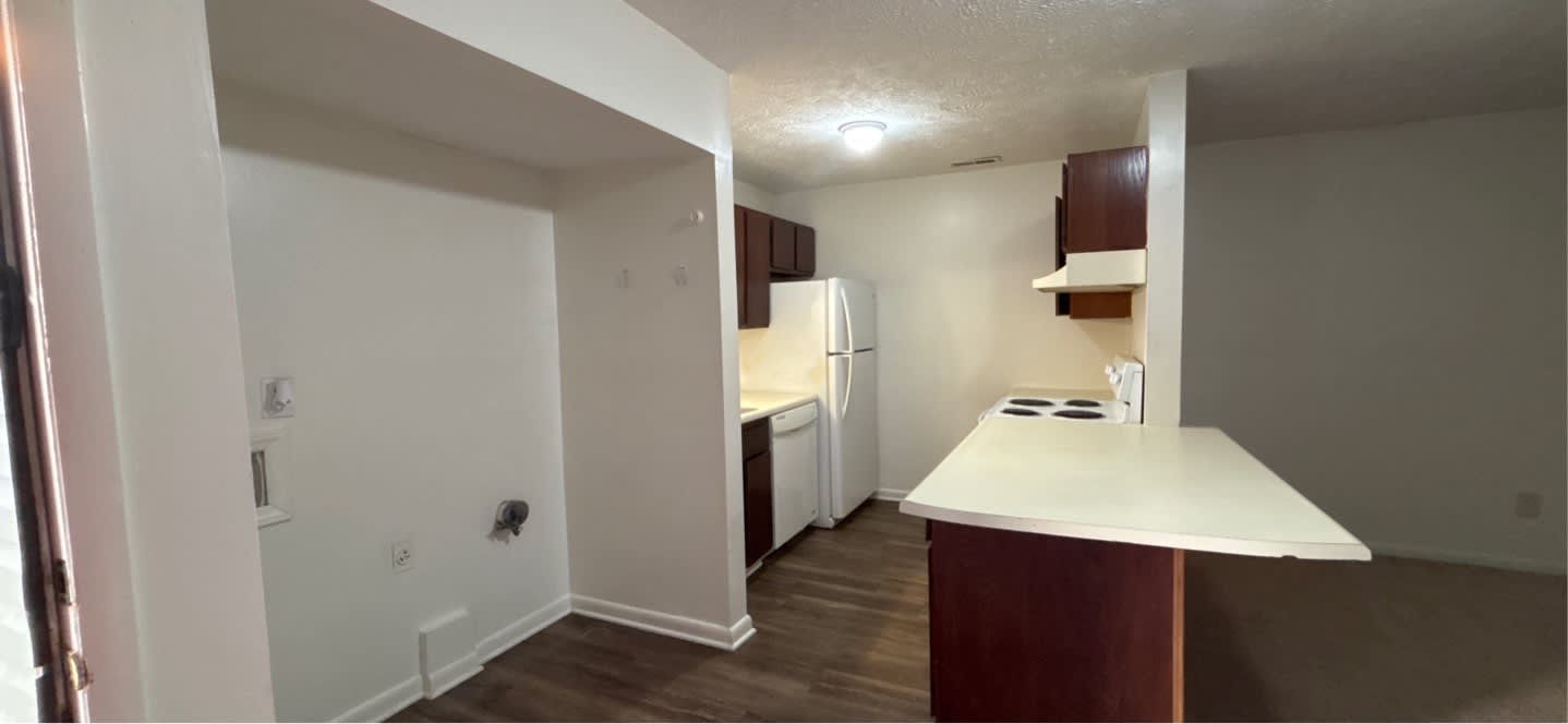 1122 Southwood Drive Unit 3 – photo 4
