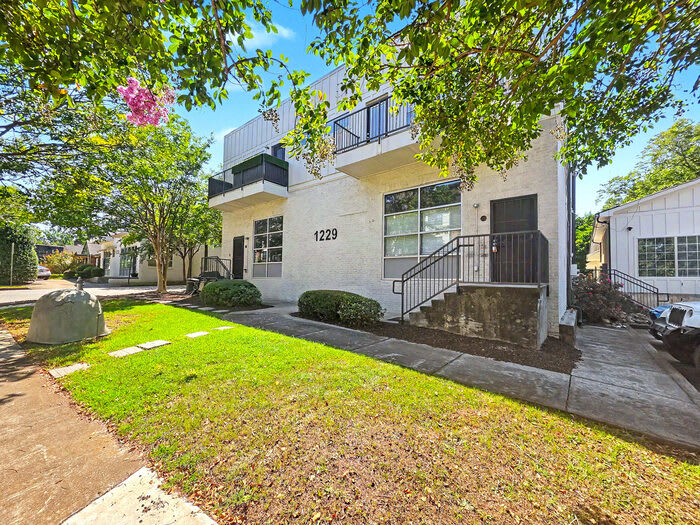 1229 Allene Avenue Southwest – photo 1