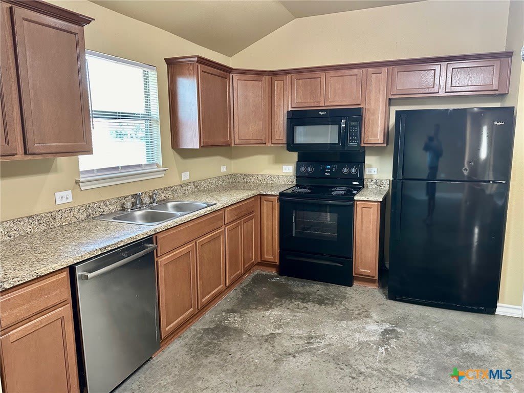 1400 Clyde Street – photo 5
