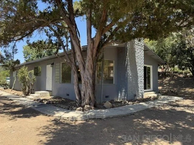 15077 Adams Drive – photo 2