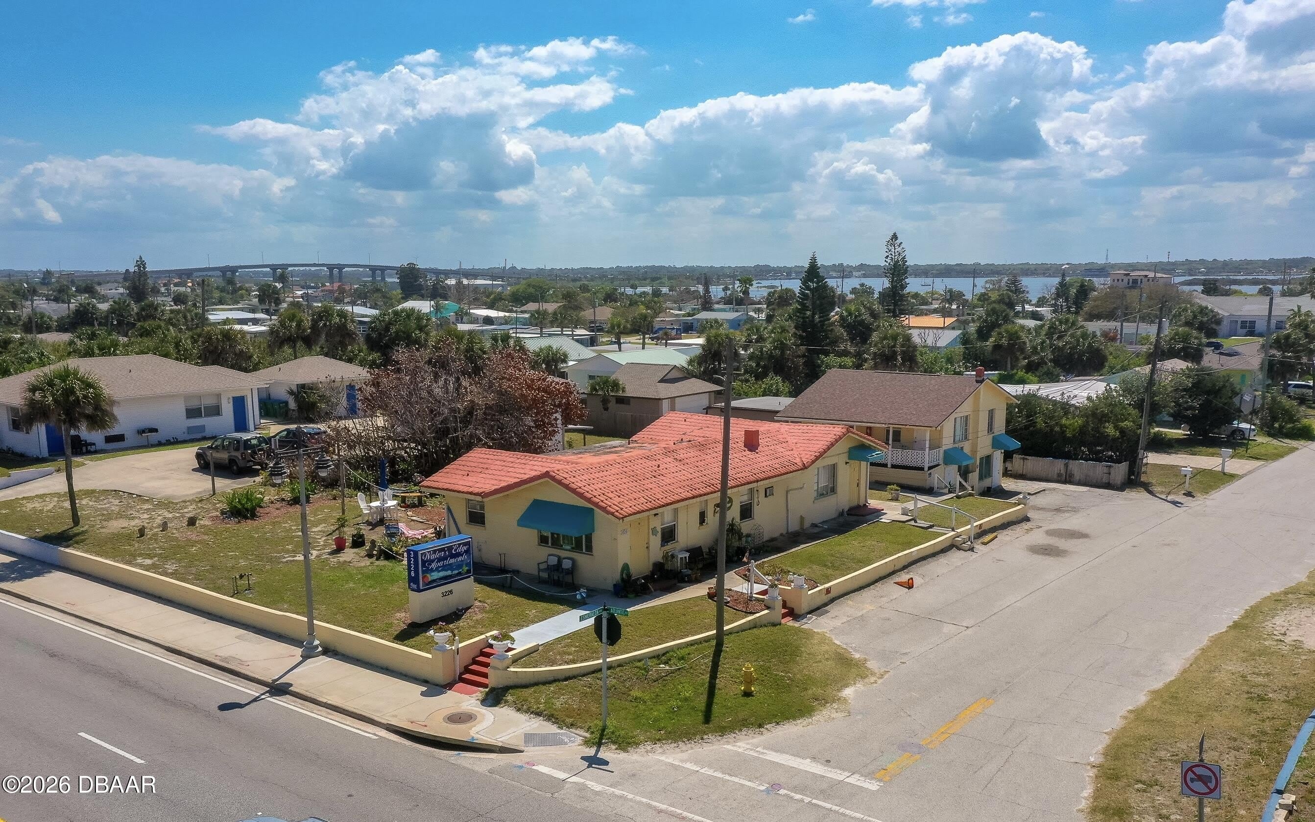 3226 S Atlantic Avenue – photo 4