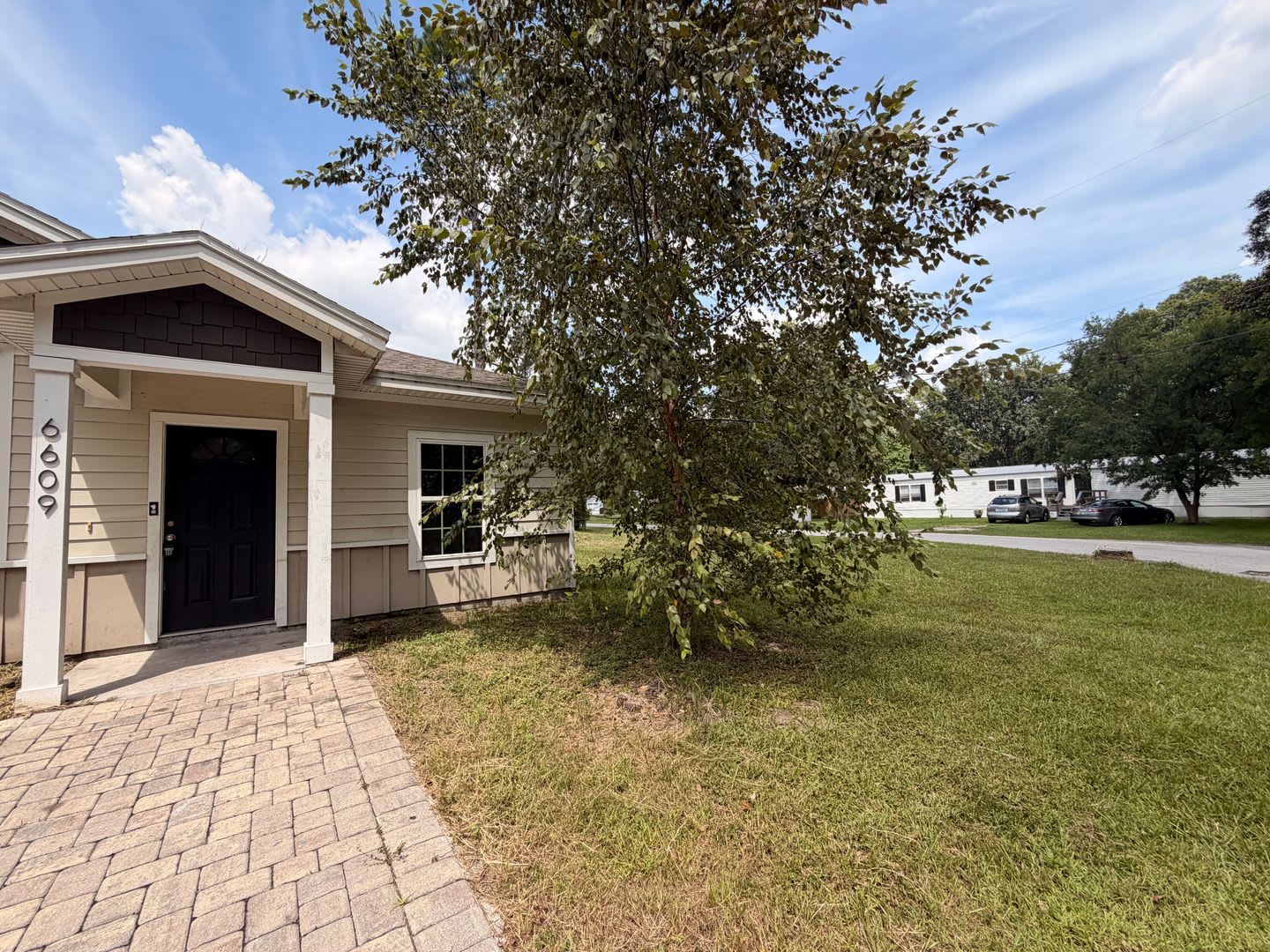 3/2 Single Family Home Near 295 & Airport! – photo 2