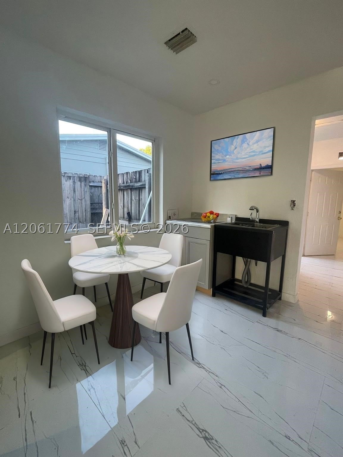 1400 N 74th Ter – photo 2