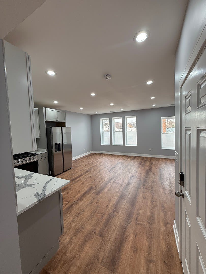 4907 W Walton Street – photo 5
