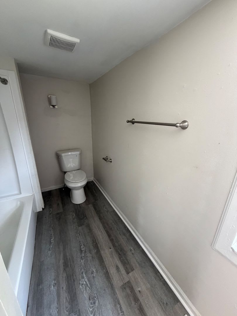 Fully Renovated 3BR Home – photo 5