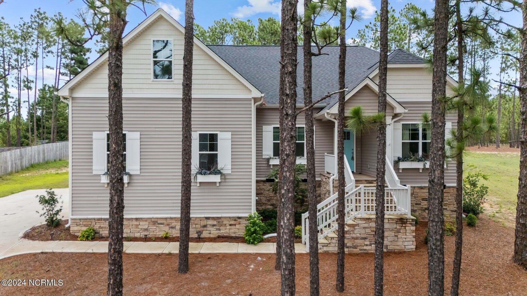 428 Gretchen Road – photo 2