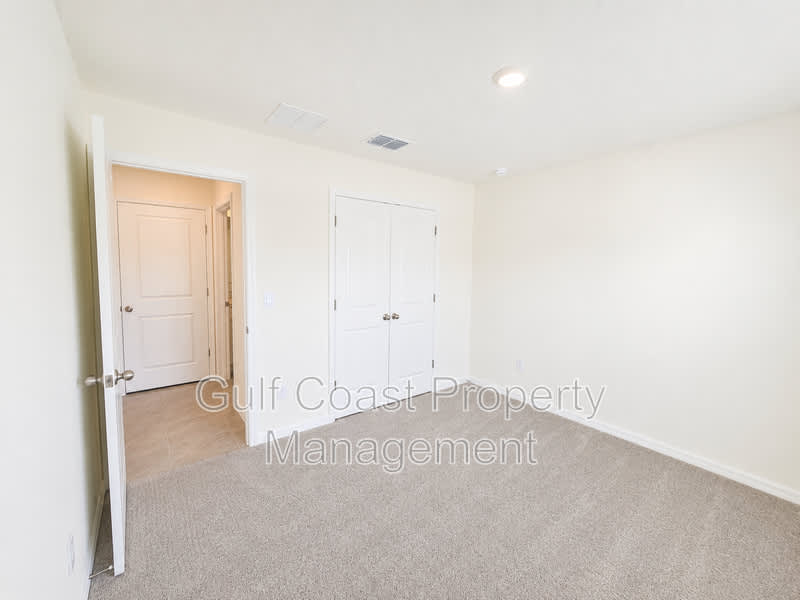 10642 Chippewa Drive – photo 5