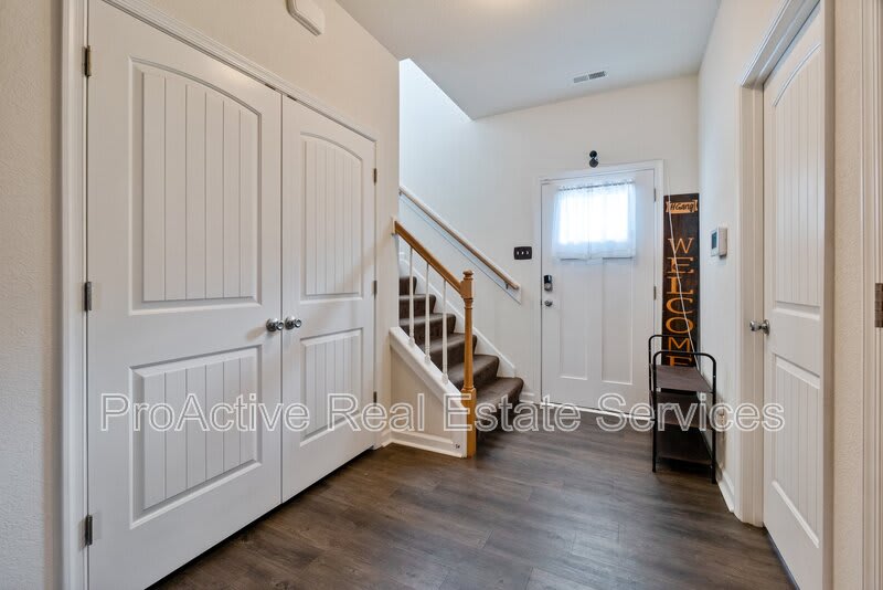 2104 Miller Avenue – photo 5