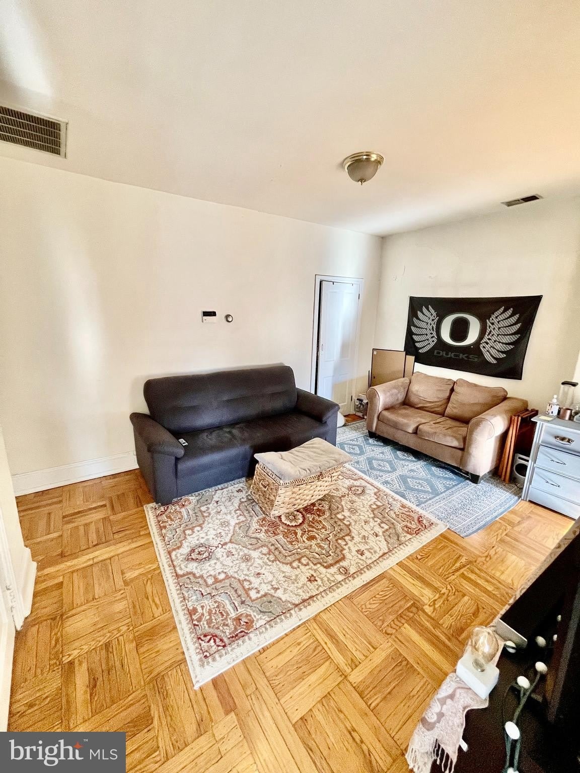 4253 RIDGE Avenue – photo 2