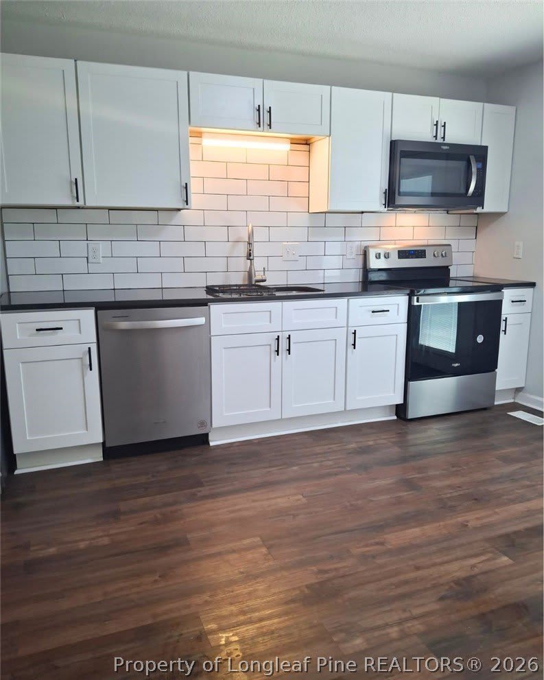 5839 Rivercroft Road – photo 2