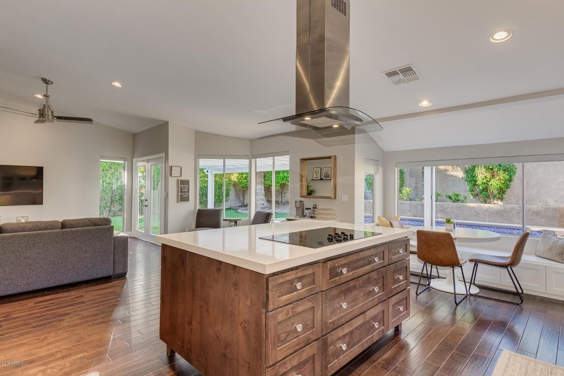 6218 E WALTANN Lane – photo 5