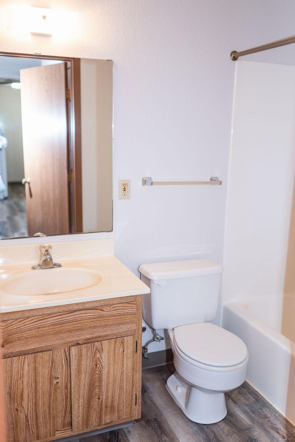 321 W Bert Street – photo 3