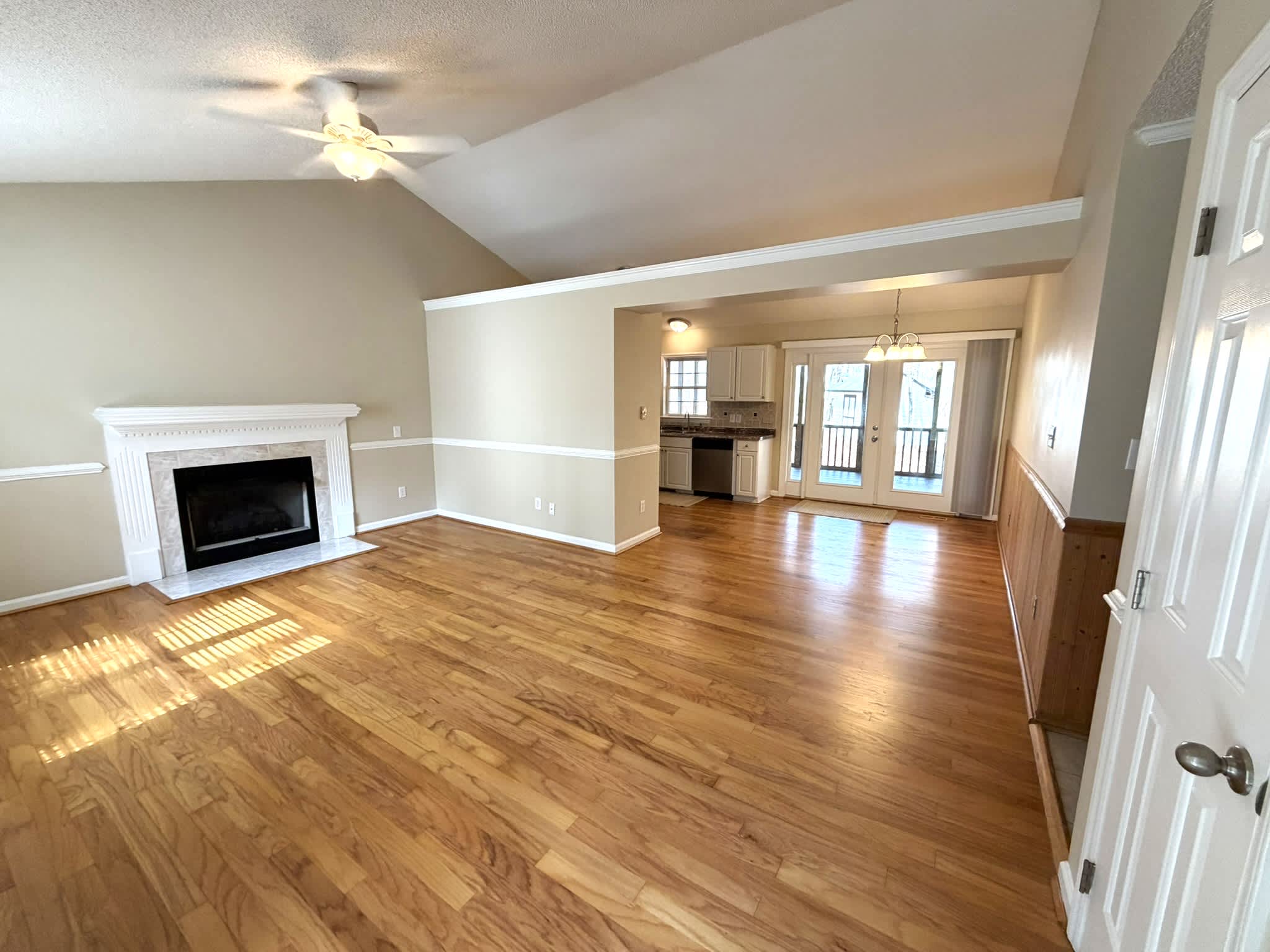 763 Southwick Ave – photo 5