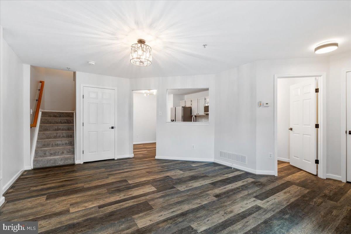 5227 REGAL Court – photo 5