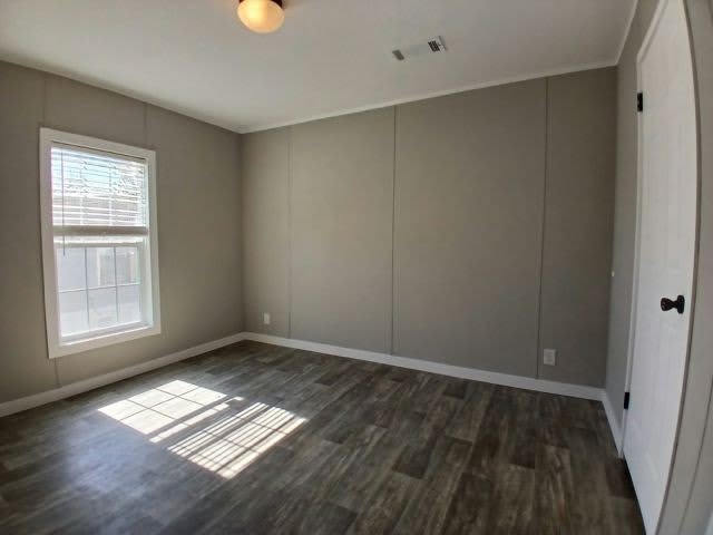 1660 Genie St – photo 5