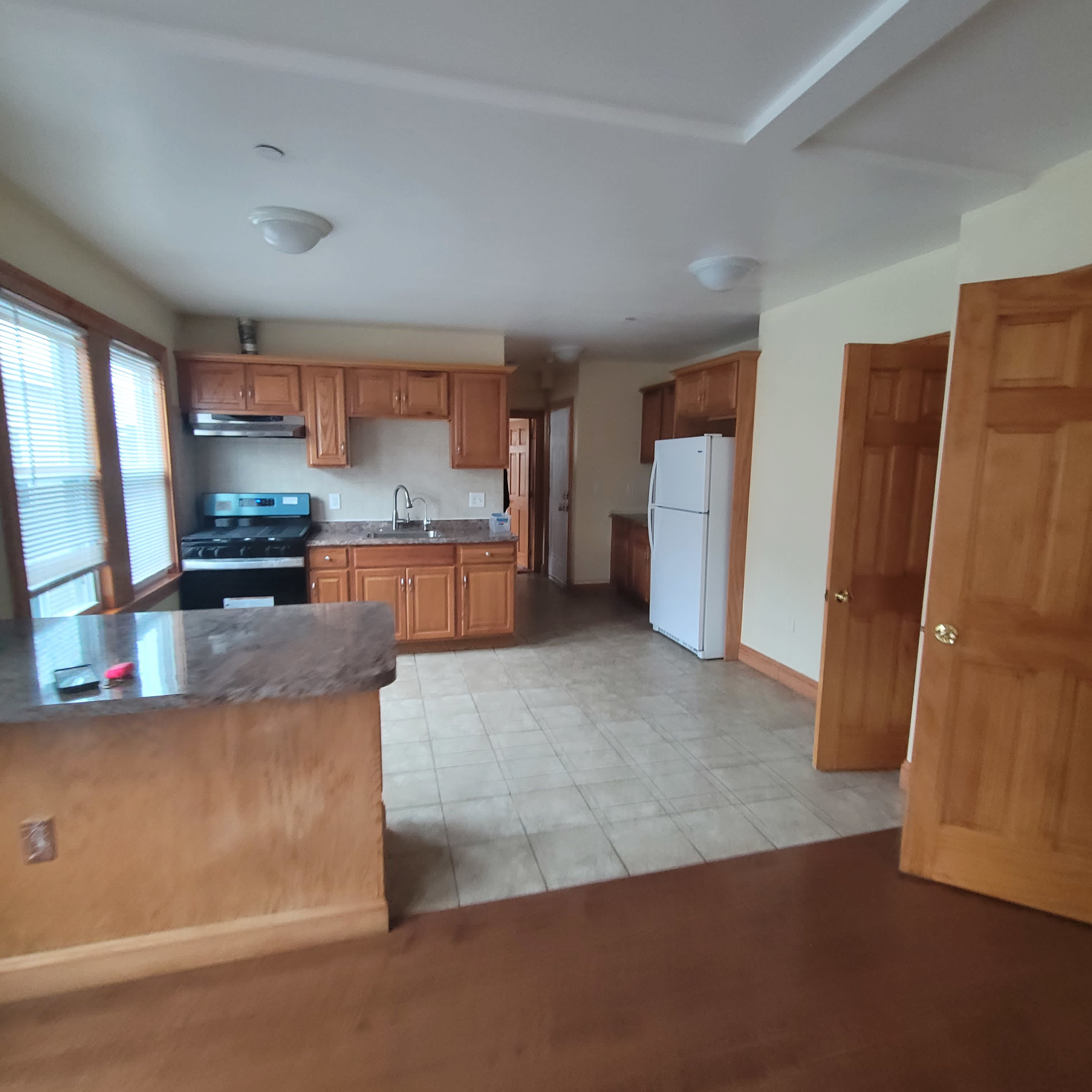 742 River Street – photo 4