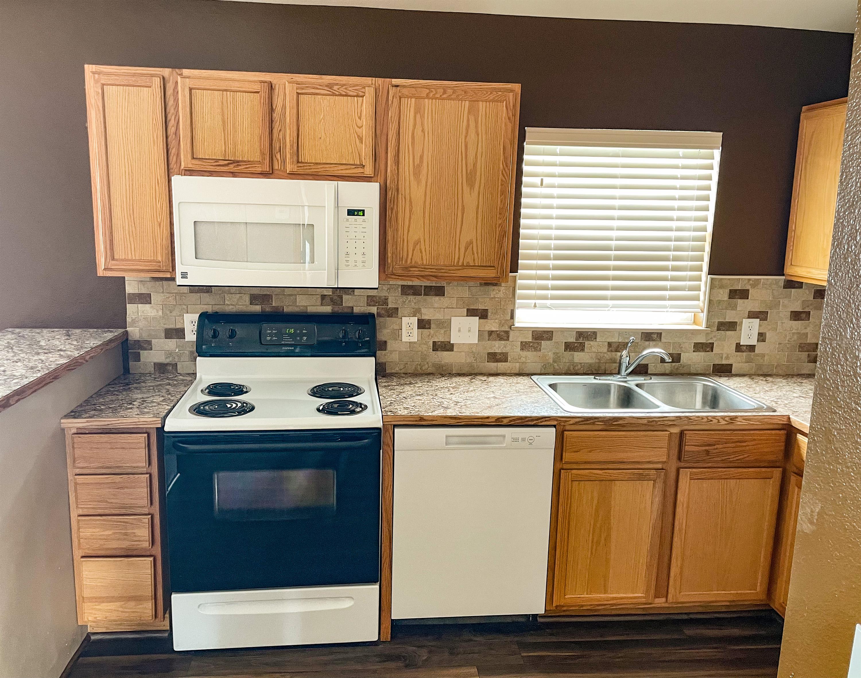 517 Mitchell Street – photo 4
