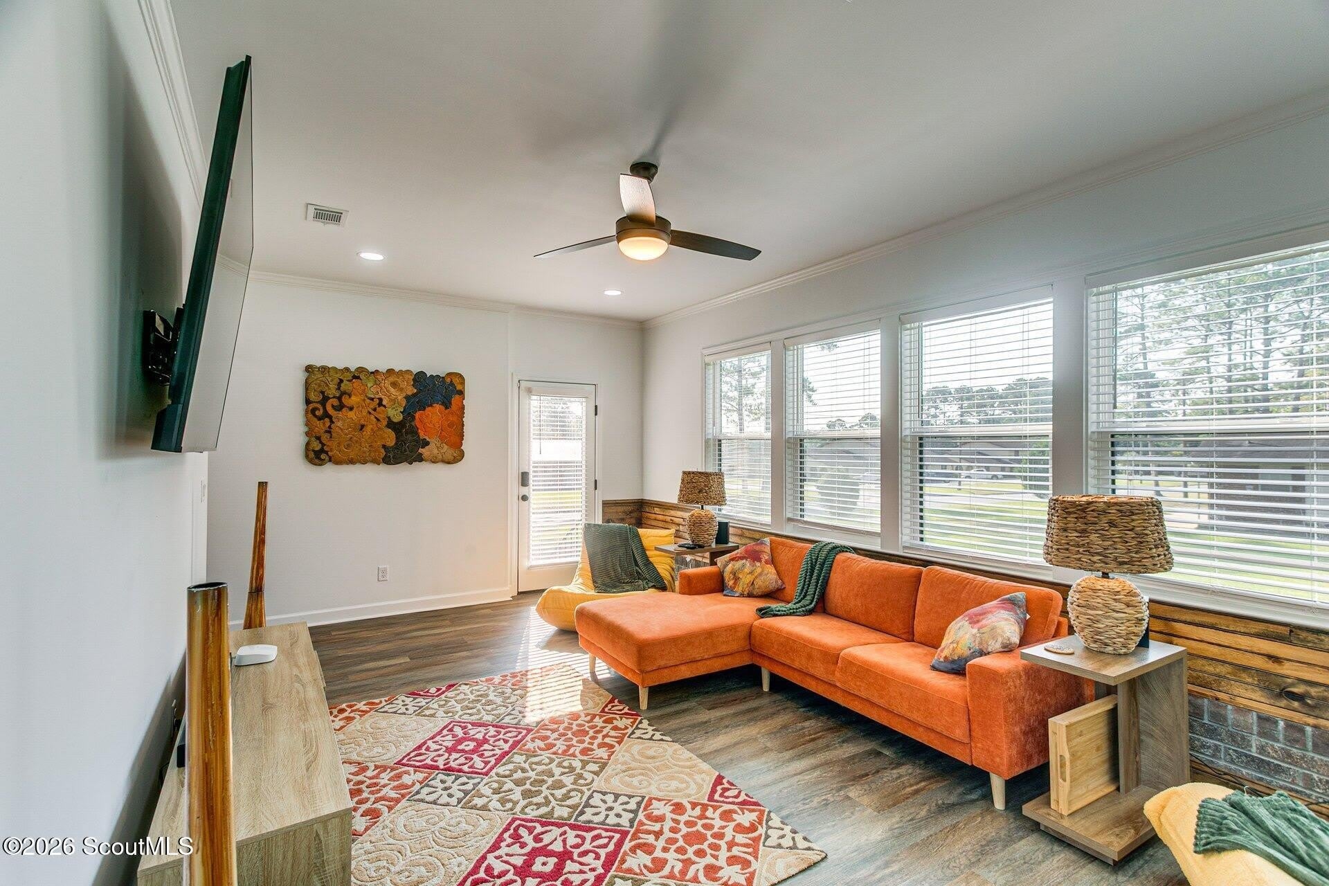 1503 Darling Avenue – photo 2