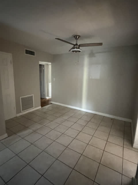 508 NW 36th Drive – photo 3