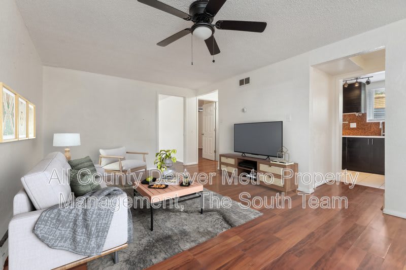 9050 Elm Court – photo 3