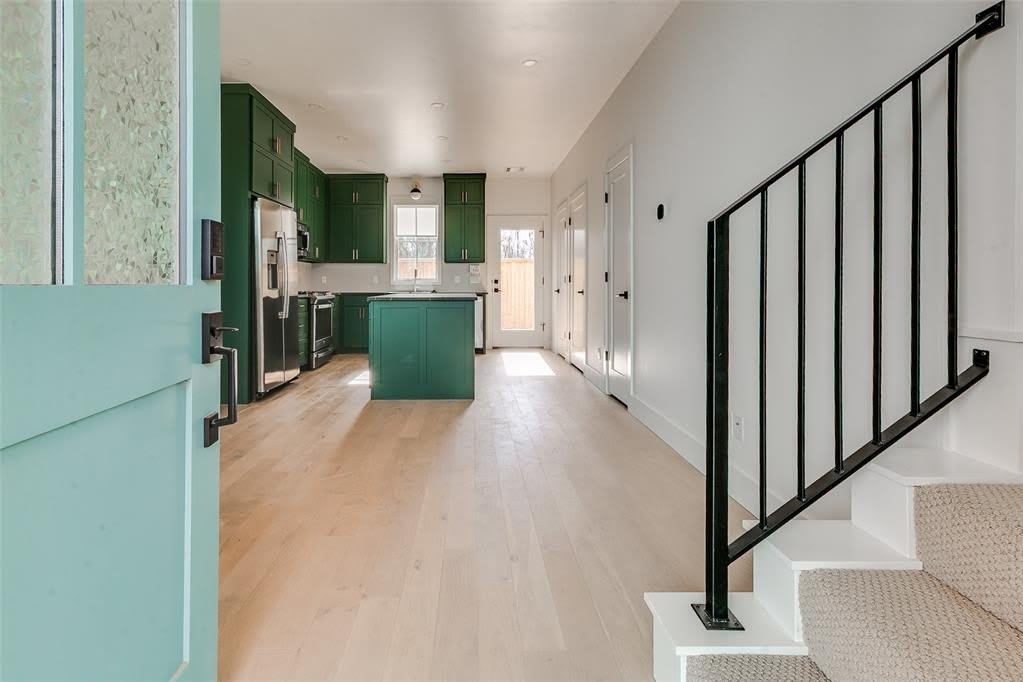 1056 Hangar Drive – photo 2